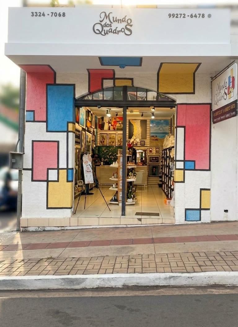 Fachada da loja Mundo dos Quadros, em Campo Grande