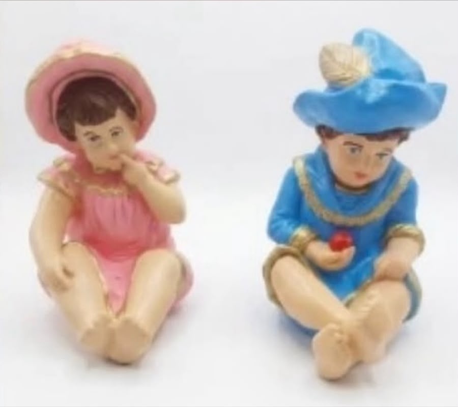 Esculturas infantis depois da restauração